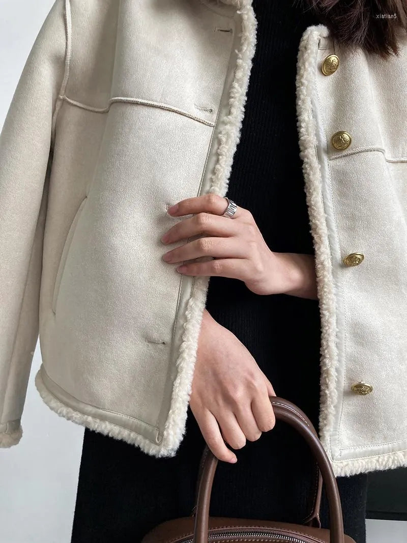 Shearling Chic™| – Lyxig damjacka i fårskinn