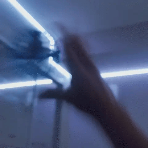 SkyOrb™ | Magiskt svävande ljus som du kan kasta, fånga & styra